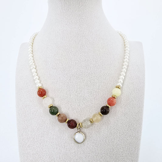 Collar de Perlas y Ágatas de Colores