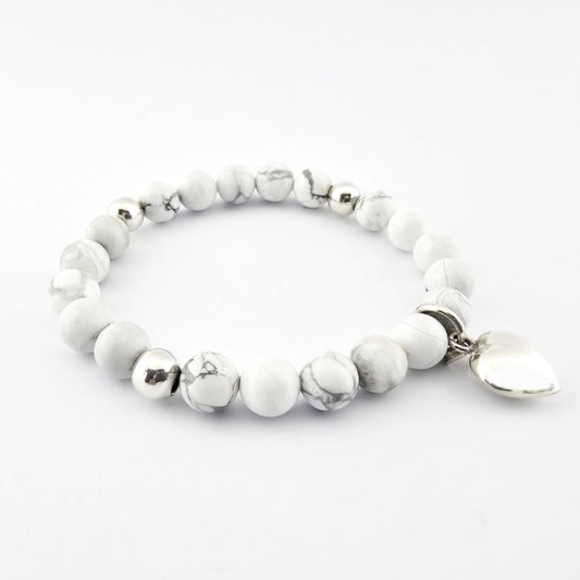 Pulsera Howlita Blanca Corazón Plata
