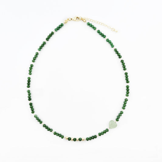 Collar Verde con Corazón de Jade