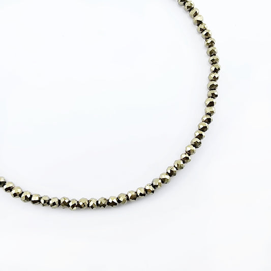 Pulsera de Pirita Facetada con Broche Dorado